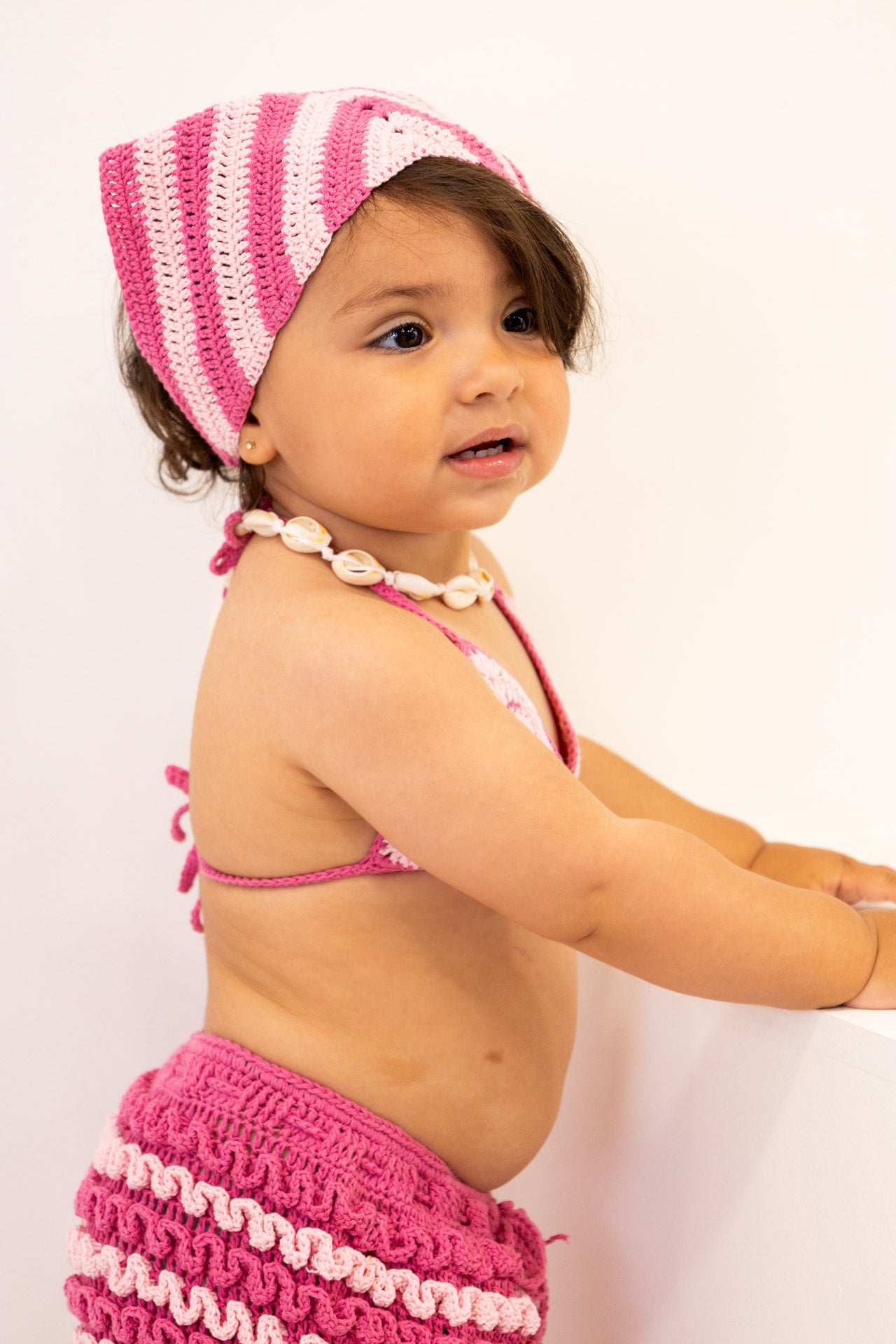 Bambina Ruffle Set with Bandana in Pink Crochet